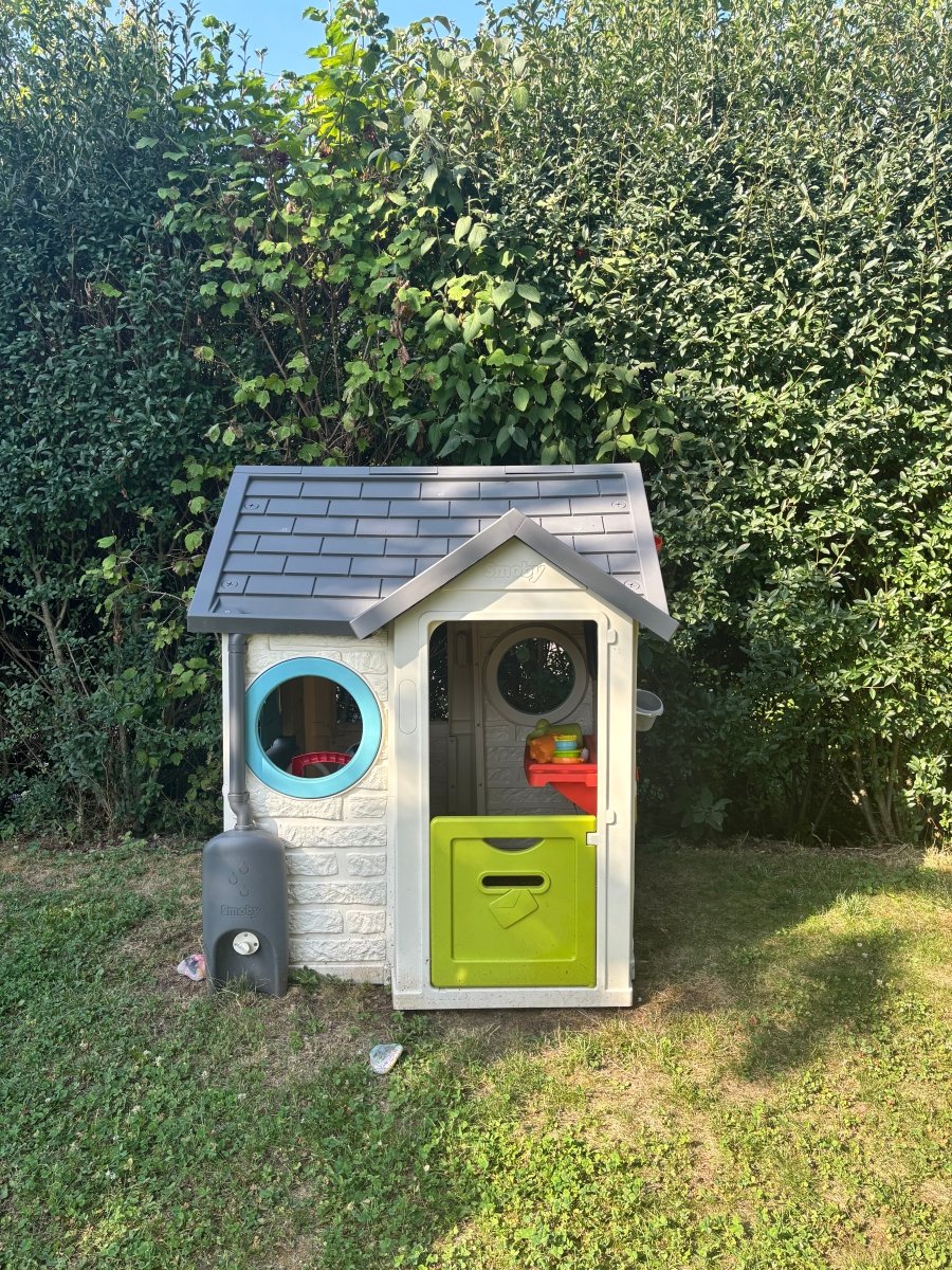 Location Maisonnette Enfants dès 2 Ans – Jeux Extérieurs - PretaLouer Maisonnette