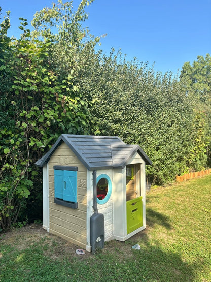 Location Maisonnette Enfants dès 2 Ans – Jeux Extérieurs - PretaLouer Maisonnette